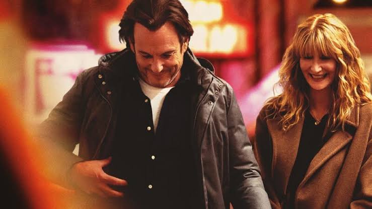 Lançamentos do streaming: Will Arnett e Laura Dern no filme Isso Ainda Está de Pé.