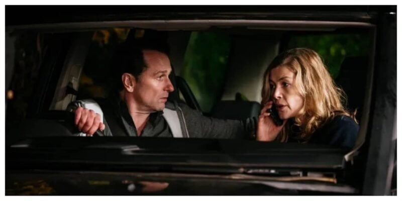 Rosamund Pike e Matthew Rhys em cena tensa do filme de suspense Hallow Road estreia no Prime Video.