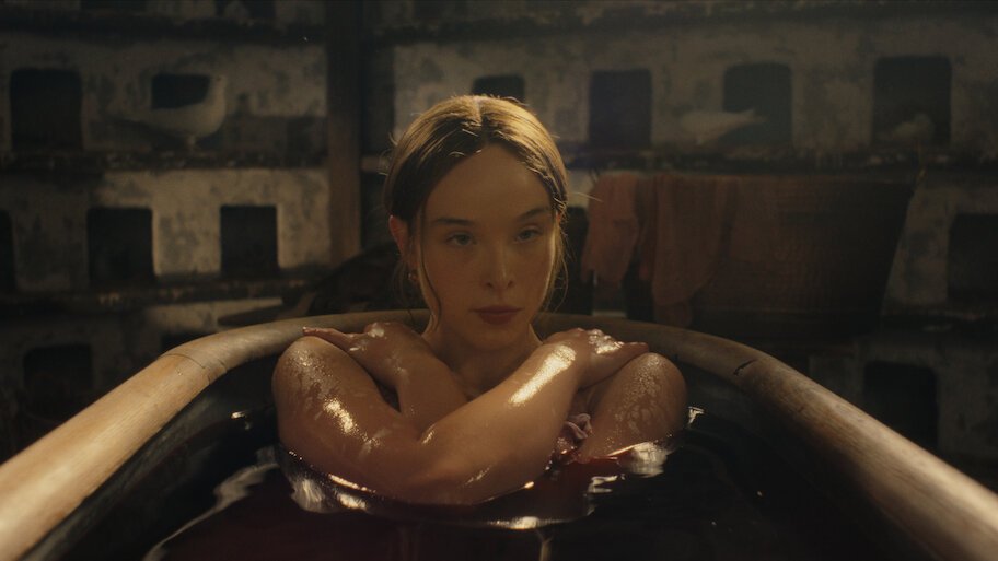 Ella Beatty como Lizzie Borden em Monstro, minissérie entre as estreias no streaming