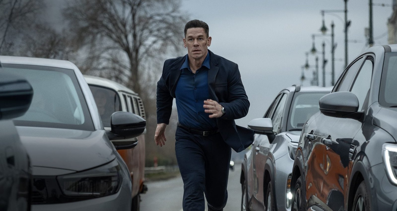 Sean corre entre carros em Matchbox - O Filme, destaque de o que ver no streaming nesta semana.