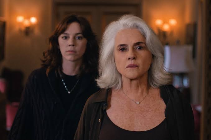Marieta Severo e Alice Wegmann em Dom de Iludir, série brasileira entre as estreias de filmes e séries de outubro.