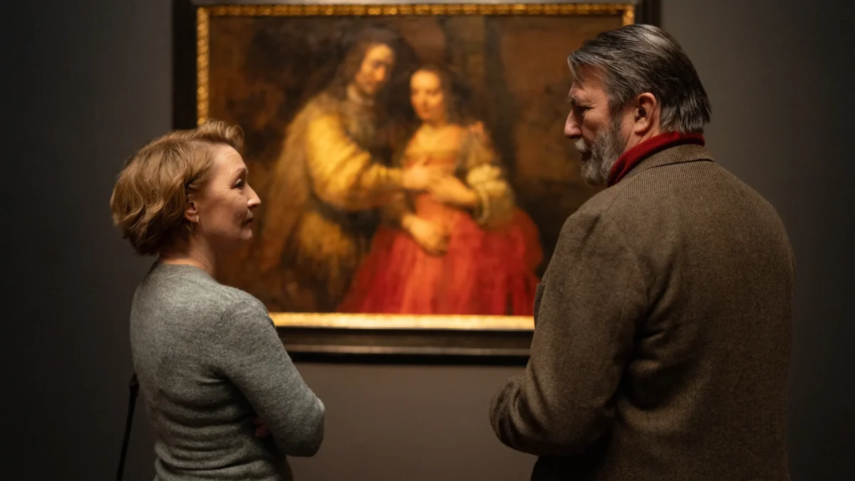 Crítica | Refúgio de Inverno (2026): Lesley Manville e Ciarán Hinds em um drama lento que merece a sua atenção  Lesley Manville e Ciarán Hinds sustentam um filme contemplativo em que diálogos, olhares e silêncios dizem muito sobre aquilo que os personagens não conseguem colocar em palavras.